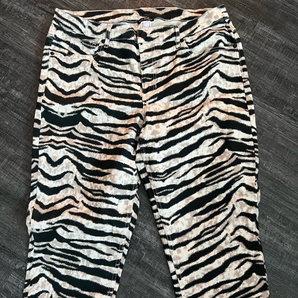Zebra Print Capri Pants